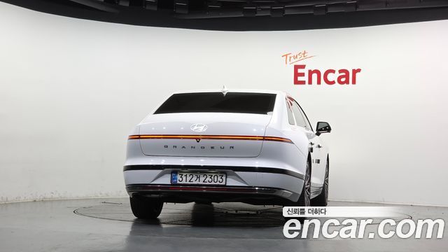 Hyundai Grandeur из Кореи Encar