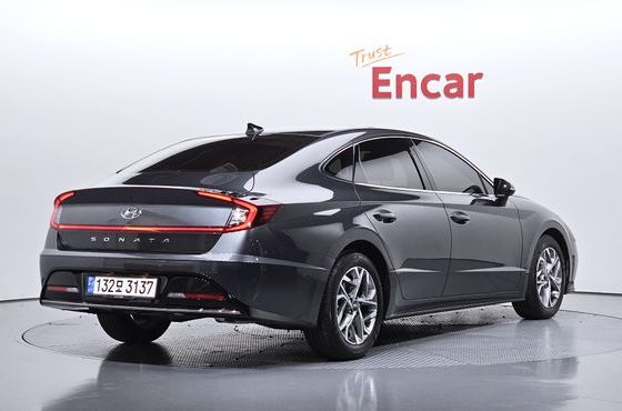 Hyundai Sonata 2.0 Premium Plus — пробег 6 917 км — фото 2 из 5