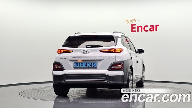 Hyundai Kona Premium — пробег 143 014 км — фото 4 из 5