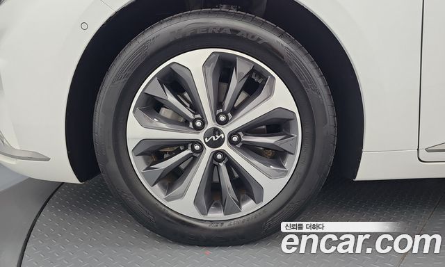 Kia K8 из Кореи Encar