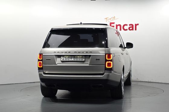 Land Rover Range Rover 4.4 SDV8 AB LWB DIESEL — пробег 142 859 км — фото 4 из 5