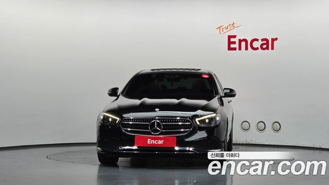 Mercedes-Benz E-Class E350 4MATIC Avantgarde — пробег 35 967 км — фото 3 из 5