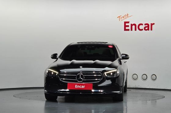 Mercedes-Benz E-Class E350 4MATIC Avantgarde — пробег 35 967 км — фото 3 из 5