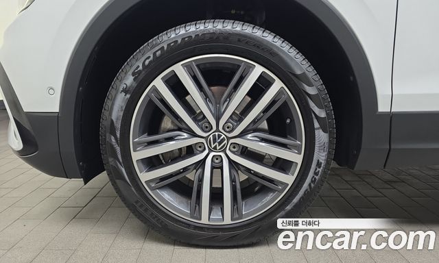 Volkswagen Tiguan из Кореи Encar