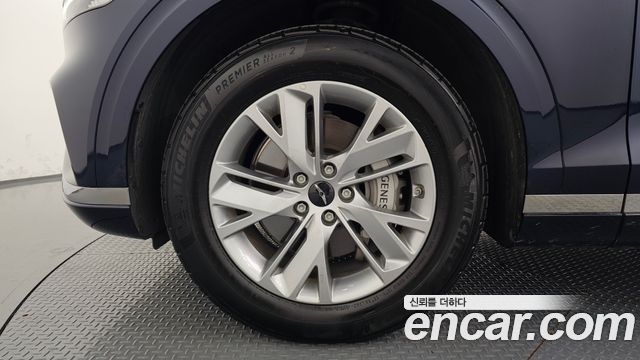 Genesis GV70 из Кореи Encar