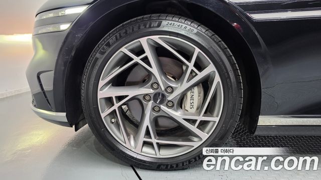 Genesis G90 из Кореи Encar