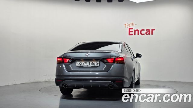 Nissan Altima 2.5 SL Tech — пробег 53 964 км — фото 4 из 5