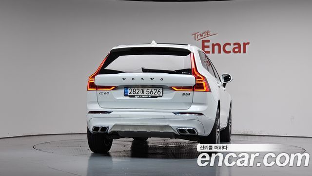 Volvo XC60 из Кореи Encar
