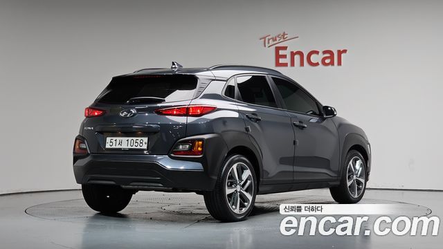 Hyundai Kona из Кореи Encar
