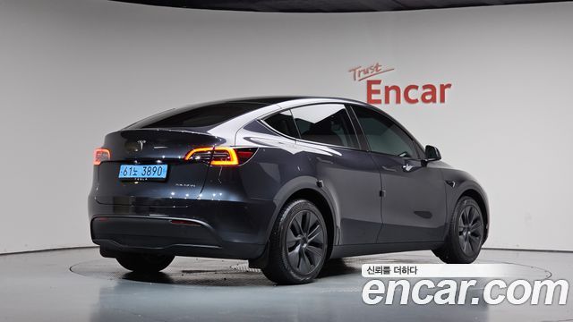 Tesla Model Y Long Range AWD — пробег 14 038 км — фото 2 из 5