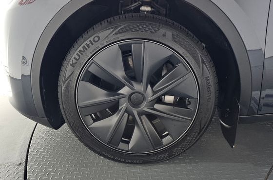 Tesla Model Y Long Range AWD — пробег 14 038 км — фото 5 из 5