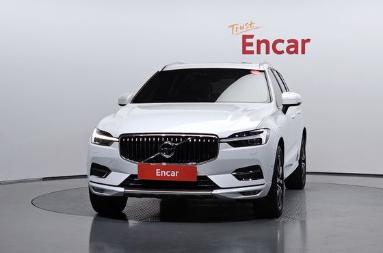 Volvo XC60 B5 Inscription — пробег 62 896 км — фото 3 из 5