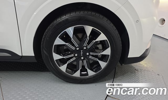Kia Carnival Gasoline 9-Seater Noblesse — пробег 44 270 км — фото 5 из 5