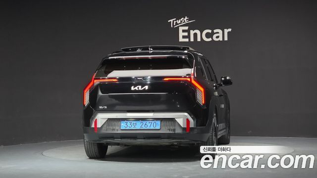 Kia EV3 из Кореи Encar