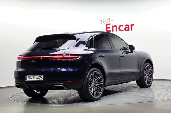 Porsche Macan 2.0 95B — пробег 35 492 км — фото 2 из 5