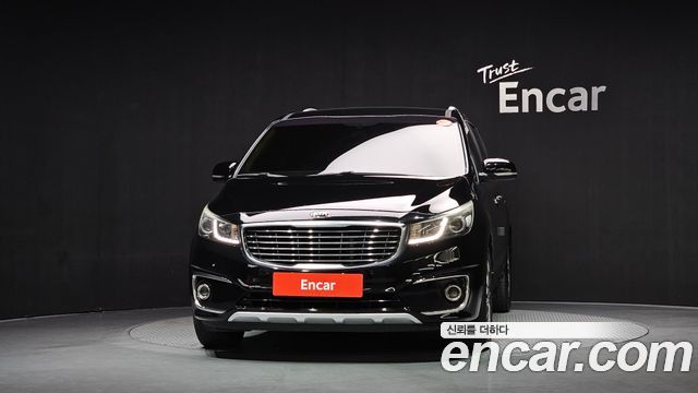 Kia Carnival 9-seater Prestige — пробег 137 650 км — фото 3 из 5
