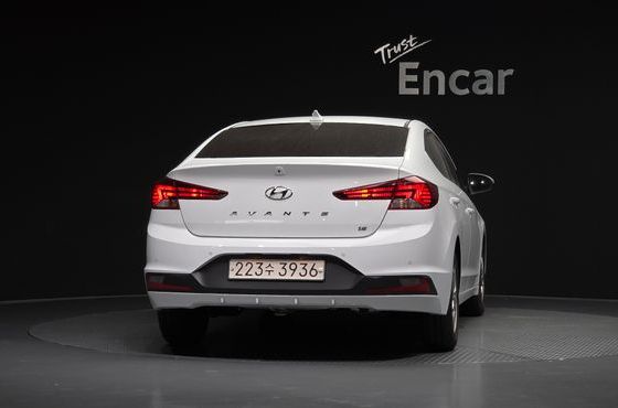 Hyundai AVANTE 1.6 Smart — пробег 4 635 км — фото 4 из 5