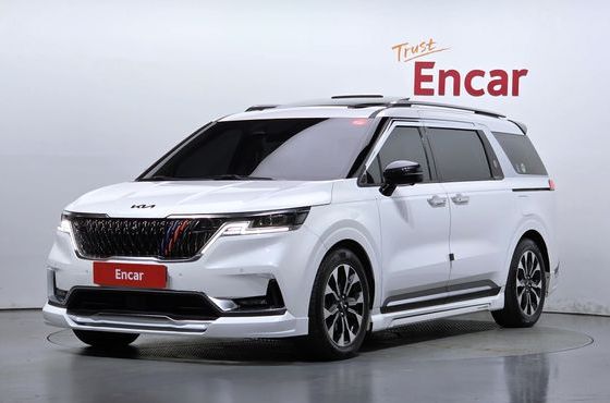 Kia Carnival Gasoline 7-Seater Signature — пробег 72 226 км — фото 1 из 5