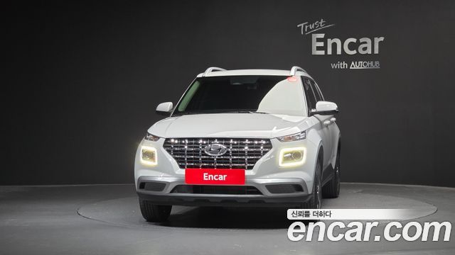 Hyundai Venue 1,6 Premium — пробег 11 659 км — фото 3 из 5