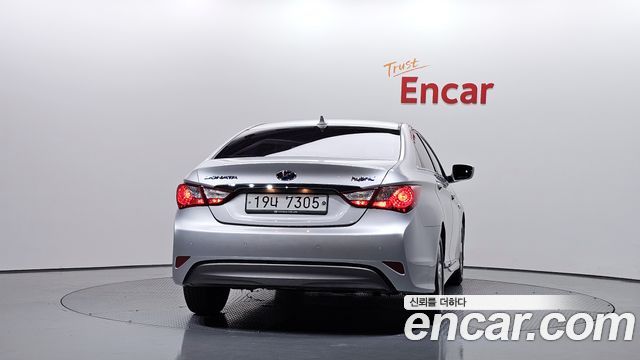 Hyundai Sonata 2.0 Smart — пробег 114 869 км — фото 4 из 5
