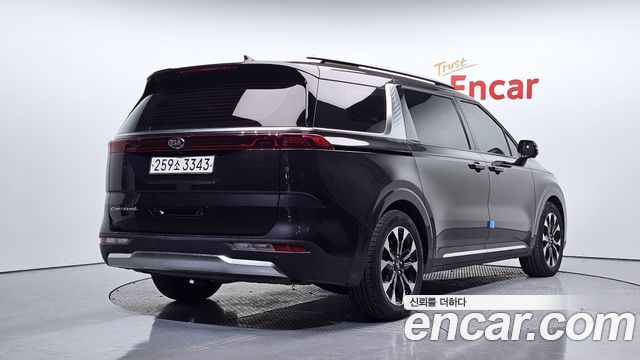Kia Carnival из Кореи Encar