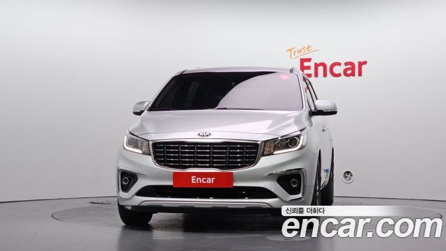 Kia Carnival из Кореи Encar
