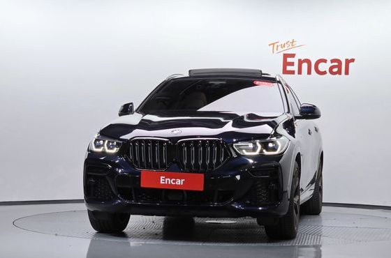 BMW X6 xDrive40i M Sport — пробег 28 540 км — фото 3 из 5
