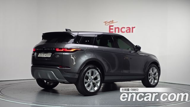 Land Rover Range Rover Evoque P250 SE — пробег 17 687 км — фото 2 из 5