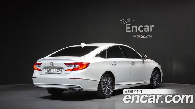Honda Accord 2.0 Hybrid Touring — пробег 120 350 км — фото 2 из 5