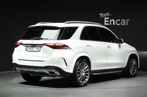 Mercedes-Benz GLE-Class GLE450 4MATIC — пробег 23 600 км — фото 2 из 5