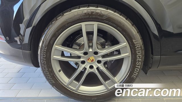 Porsche Cayenne 3.0 — пробег 27 722 км — фото 5 из 5