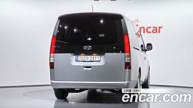 Hyundai Staria Tourer 11-Seater Smart — пробег 8 631 км — фото 4 из 5