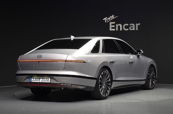 Hyundai Grandeur 2,5 Gasoline 2WD Calligraphy — пробег 84 875 км — фото 2 из 5