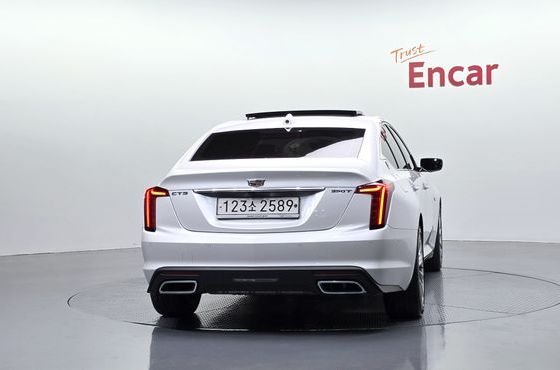Cadillac CT5 2.0 Premium Luxury — пробег 40 936 км — фото 4 из 5