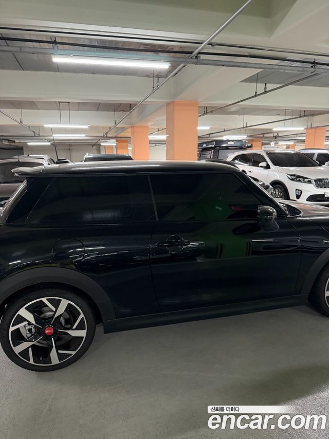 Mini Cooper Favoured — пробег 6 900 км — фото 2 из 5