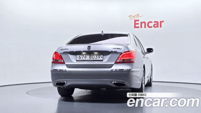 Hyundai Equus из Кореи Encar