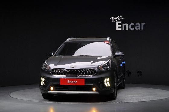 Kia Niro 1.6 HEV Prestige — пробег 80 348 км — фото 3 из 5