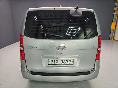 Hyundai Starex Van 5-Seater Smart — пробег 84 751 км — фото 4 из 5