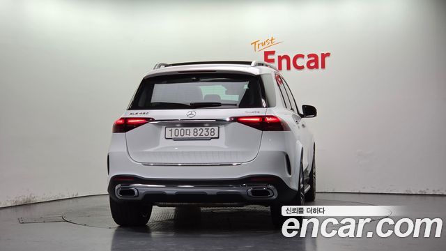 Mercedes-Benz GLE-Class GLE450 4MATIC — пробег 27 657 км — фото 4 из 5