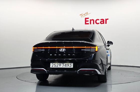 Hyundai Sonata Exclusive — пробег 17 111 км — фото 4 из 5