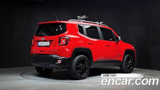 Jeep Renegade 1.3 Limited AWD — пробег 16 092 км — фото 2 из 5