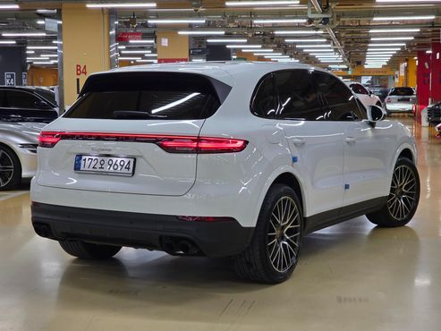 Porsche Cayenne 3.0 — пробег 33 000 км — фото 3 из 5