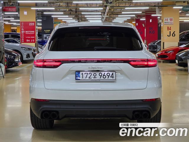 Porsche Cayenne 3.0 — пробег 33 000 км — фото 5 из 5