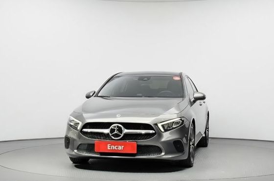 Mercedes-Benz A-Class A220 Sedan — пробег 13 987 км — фото 3 из 5