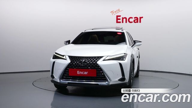 Lexus UX 2.0 2WD — пробег 66 291 км — фото 3 из 5
