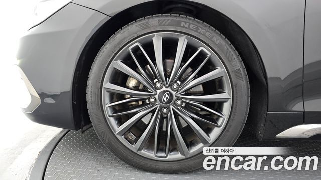 Hyundai Grandeur из Кореи Encar