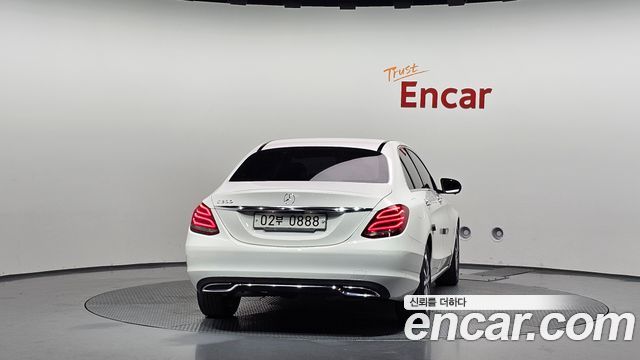 Mercedes-Benz C-Class из Кореи Encar