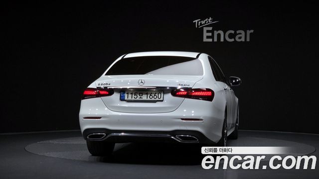 Mercedes-Benz E-Class из Кореи Encar