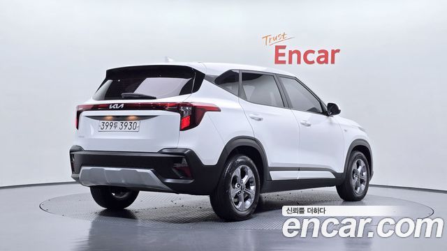 Kia Seltos из Кореи Encar