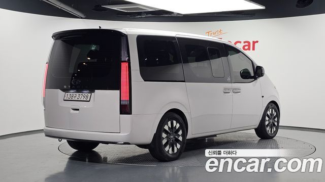 Hyundai Staria из Кореи Encar